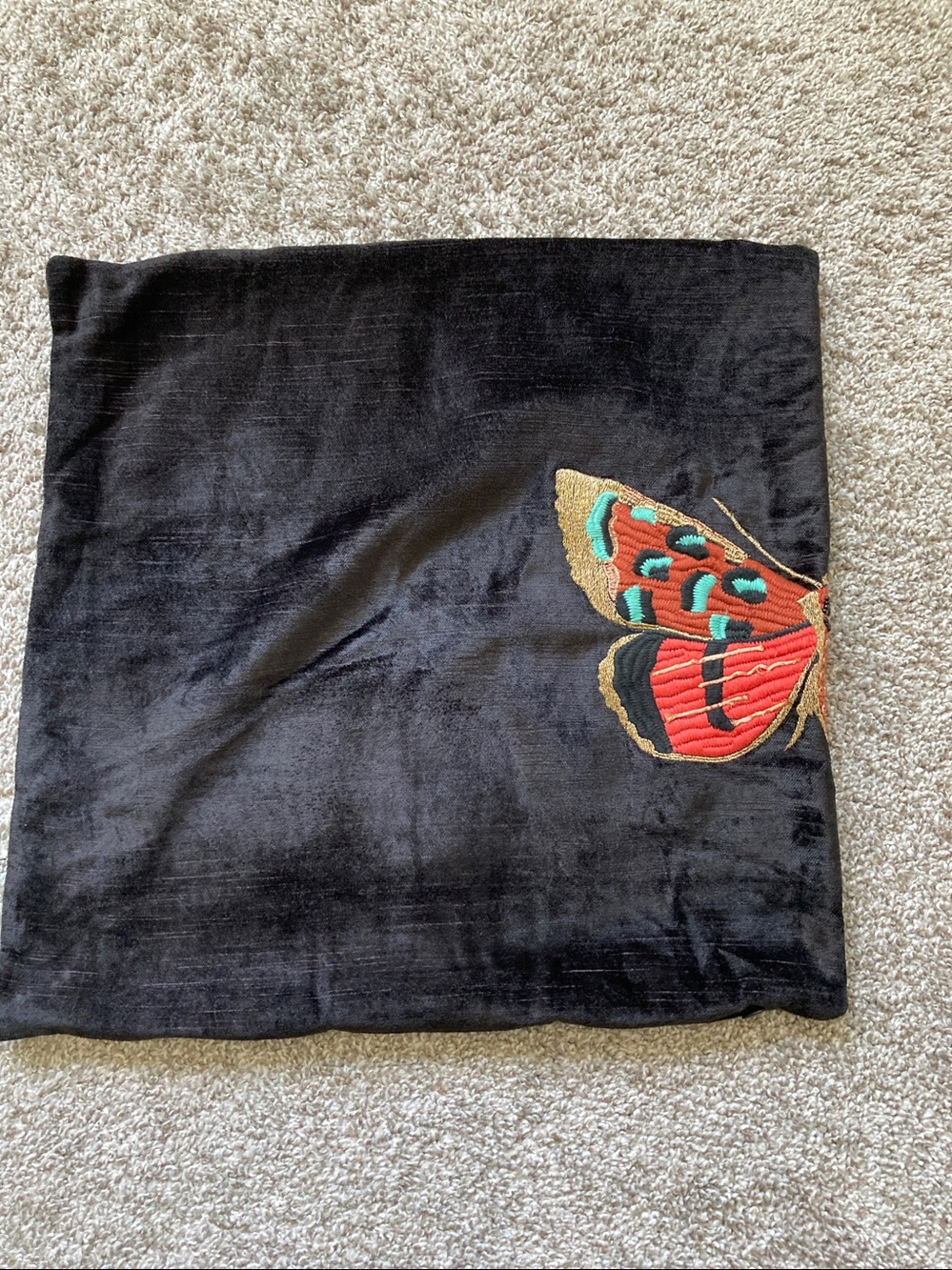 2 Anthropologie Velvet Beaded Butterfly Isadora Pillow Cases Shams Square 18x18 - Picture 5 of 15